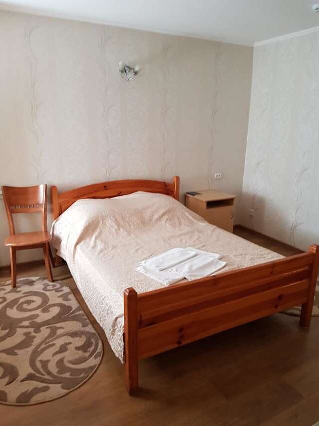 Отель Пилигрим 2 Николаев-7